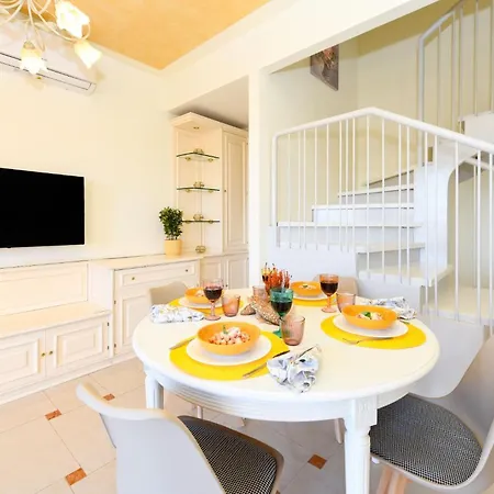 Apartamento Desenzanoloft Official Partner Marriott Homes & - Eden View And Privat Renovated In 2025 Sirmione