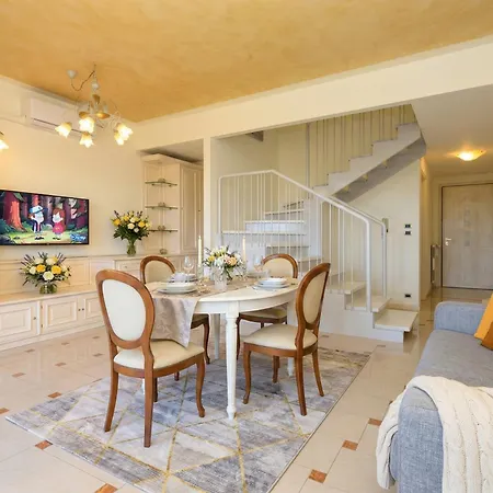 Eden View And Private Renovated In 2025 Desenzanoloft Official Partner Homes & By Marriott Bonvoy Daire