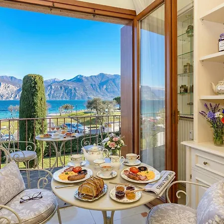 Eden View And Private Renovated In 2025 Desenzanoloft Official Partner Homes & By Marriott Bonvoy *